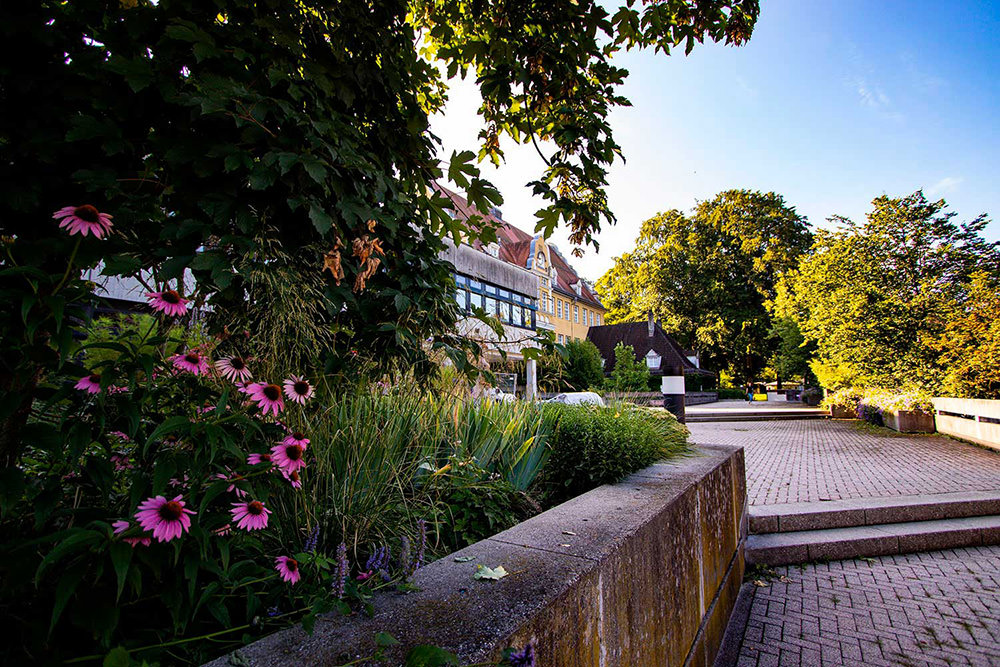Luitpold Gymnasium Wasserburg - Schulhof